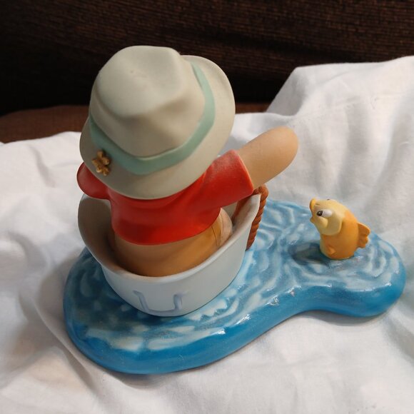 Winnie The Pooh figurine - Picture 2 of 3